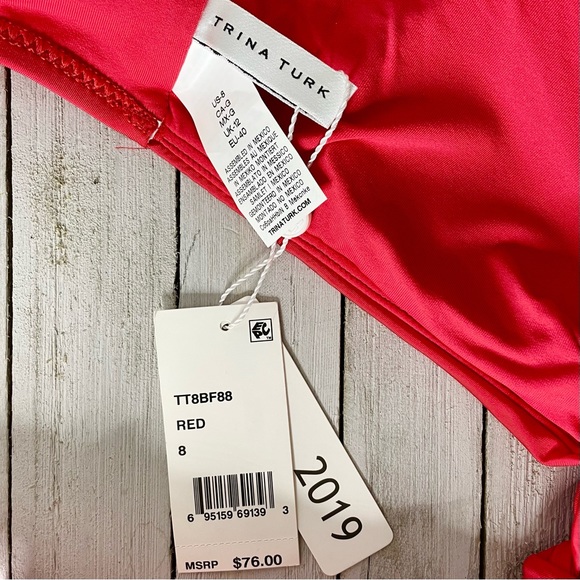 TRINA TURK Getaway Solid Cap Sleeve Bikini Top - Picture 9 of 12